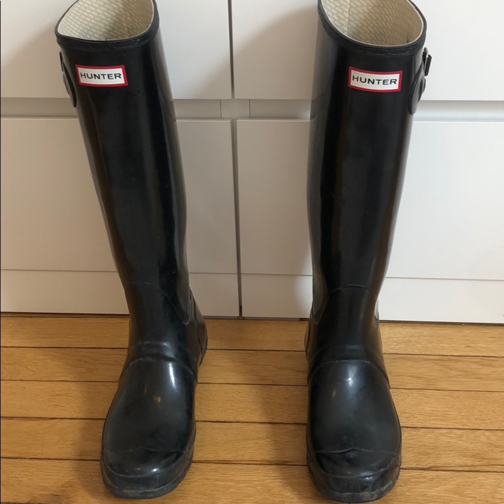 HUNTER Black Tall Rainboots